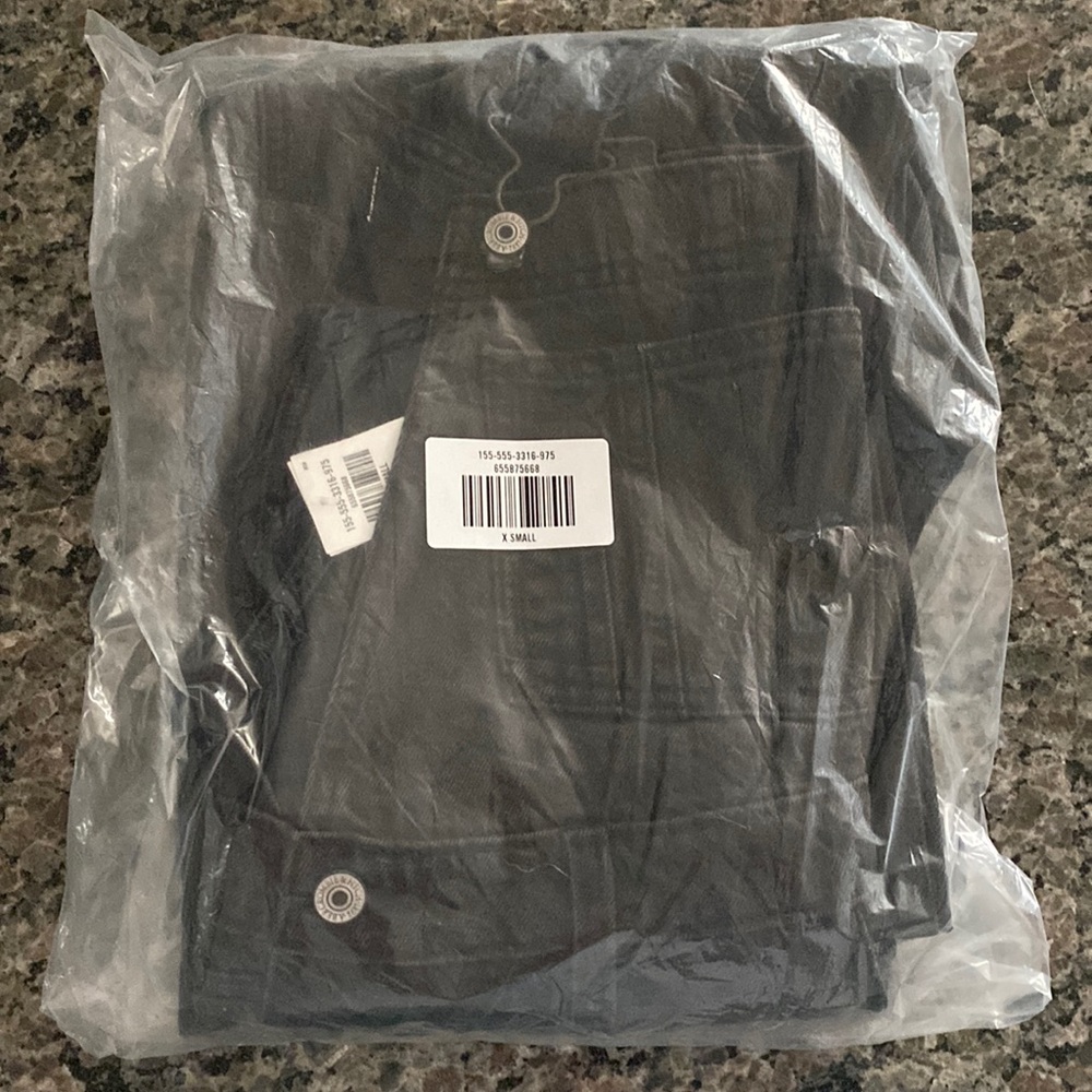 Women’s XS Abercrombie black overalls, new with tags in bag